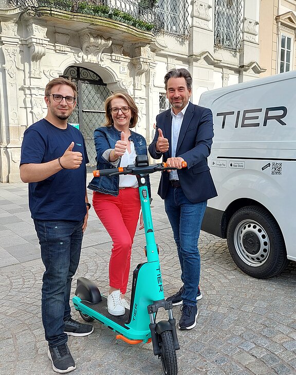Foto_TierScotter.jpg  